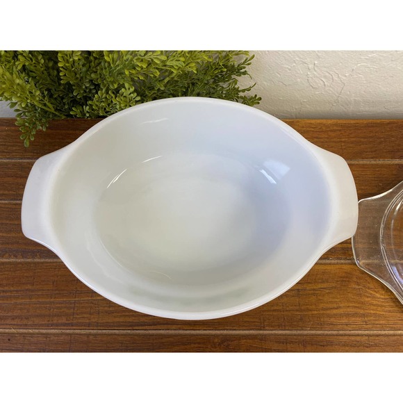 Vintage Casserole Dish // Anchor Hocking Fire King Meadow Green // Oval Dish - Picture 4 of 6